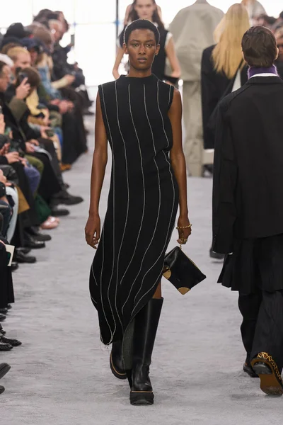 Look 62